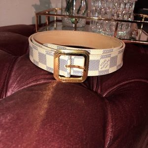 Authentic Louis Vuitton Belt size 34